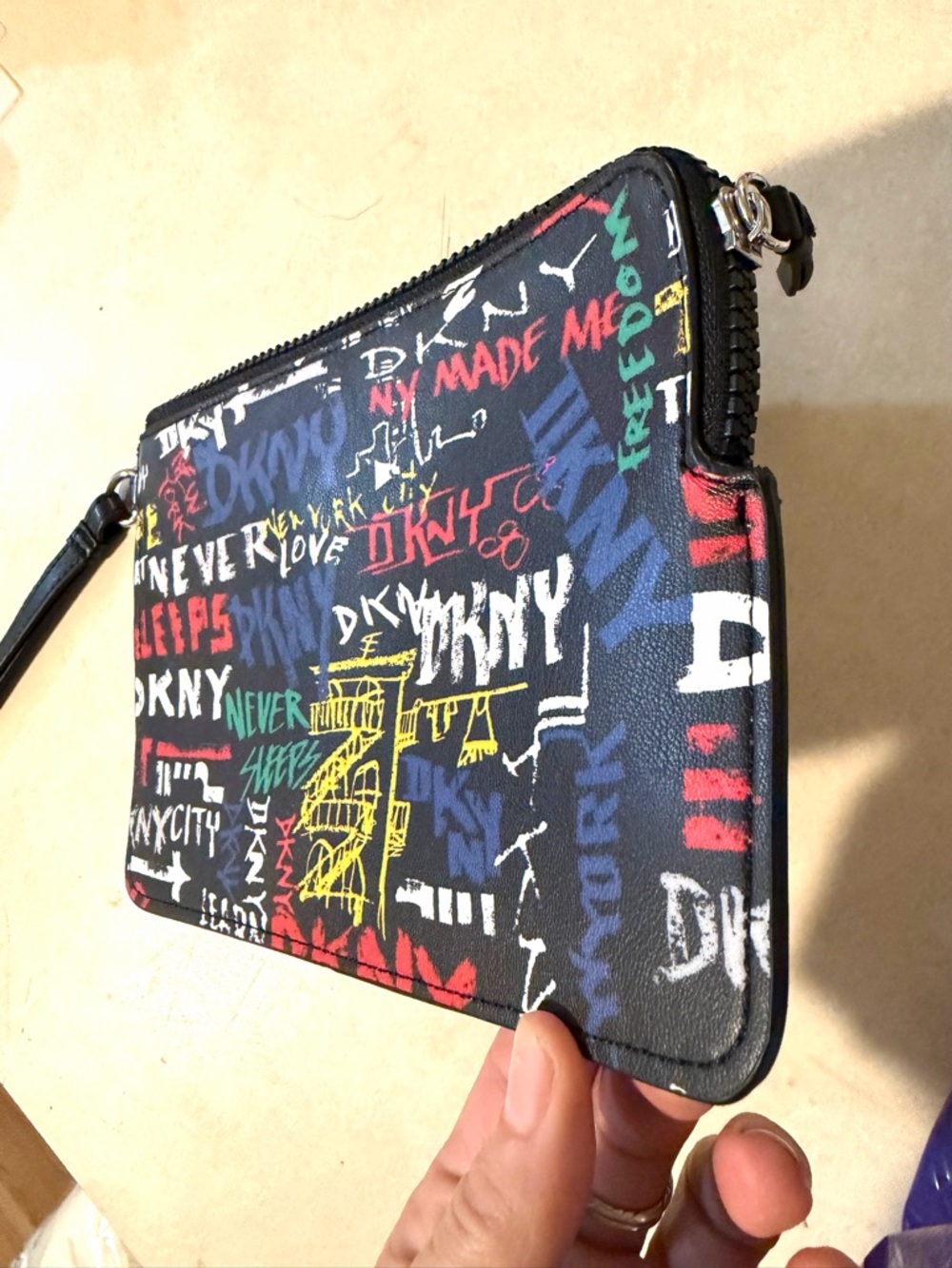 NWOT DKNY Black Multicolor Graffiti Wristlet Pouch - Picture 2 of 6